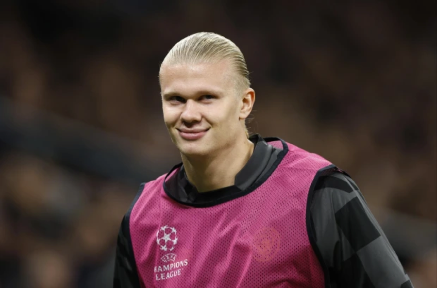 Erling Haaland dự bị cả trận ở lượt trận thứ 4 bảng G Champions League. Erling Haaland dự bị cả trận ở lượt trận thứ 4 bảng G Champions League.