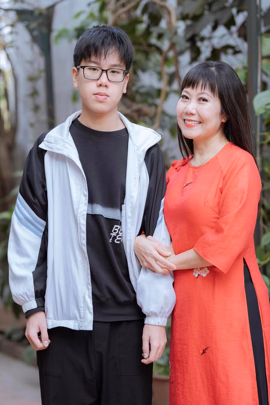 Hương Tươi và 2 con. Ảnh: NVCC Hương Tươi và 2 con. Ảnh: NVCC