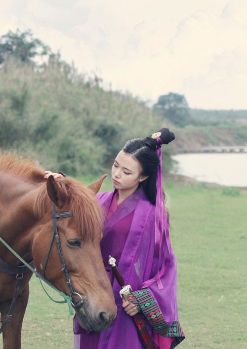 Nữ sinh Báo chí nhận "bão like" vì giống hệt Hoa hậu Kỳ Duyên ảnh 9 Nữ sinh Báo chí nhận