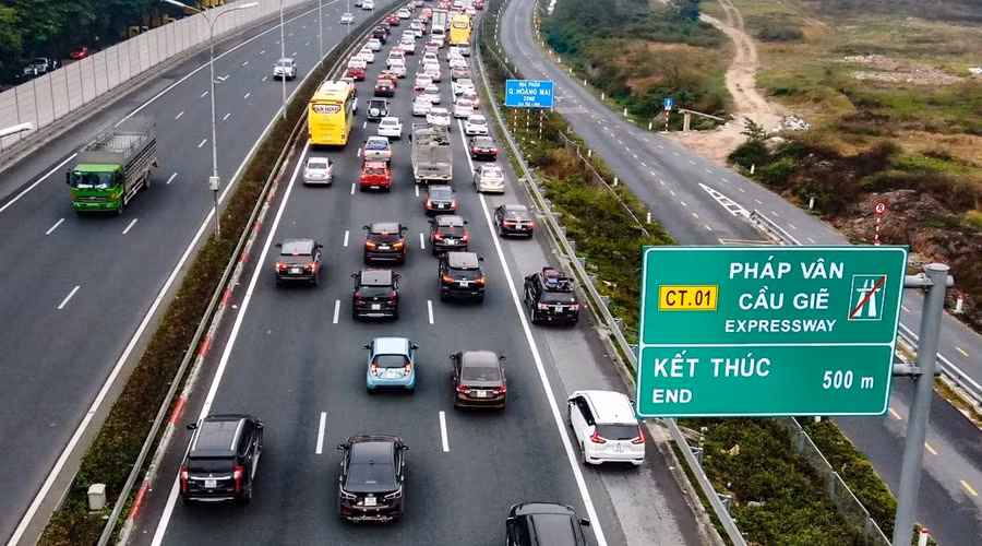 3 tuyến cao tốc do VEC khai thác sẽ tăng 12% phí dịch vụ.