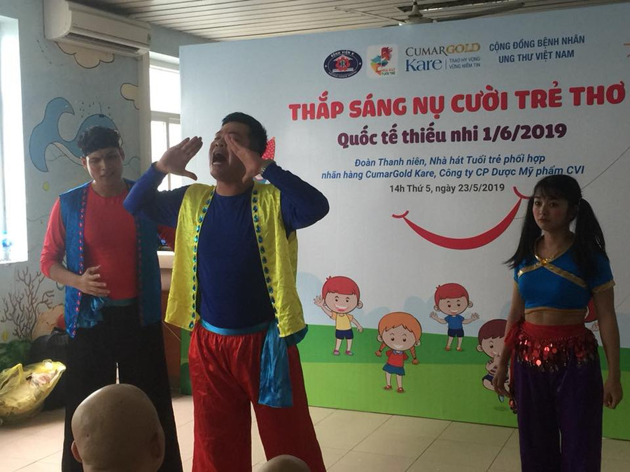 Chương trình văn nghệ dành tặng các bệnh nhi