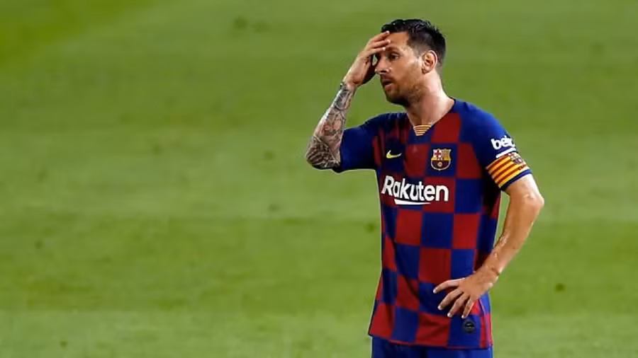 La Liga tính đường "ưu ái" để Barca giữ chân Messi.