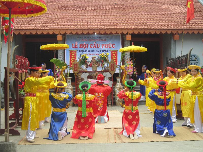 Các nơi tôn Hoàng giáp Nguyễn Phục đều giữ lệ tế lễ đúng vào ngày ông bị xử tội chém vào ngày 20 tháng 10 hàng năm.
