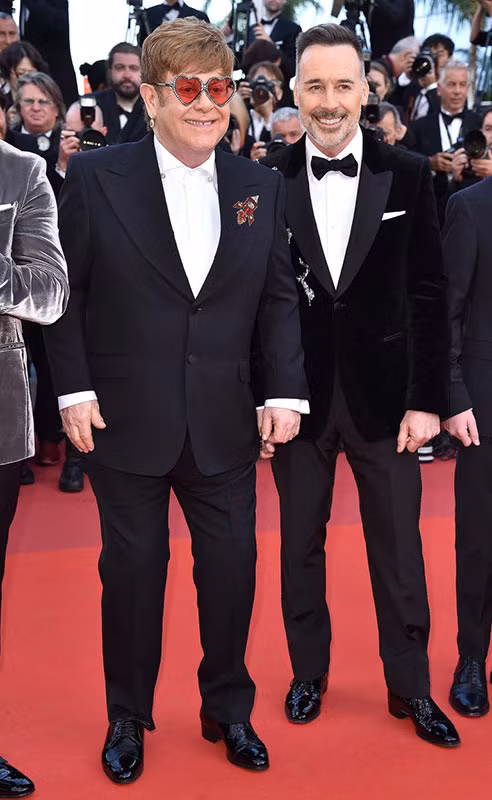 Mỹ nhân Thái chơi trội trên thảm đỏ lấn át cả loạt người đẹp khoe vòng 1