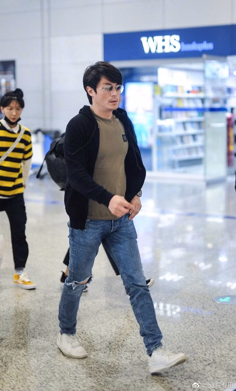 Nhan sắc xuống cấp trầm trọng sau kết hôn, có ai nhận ra đây là các nam thần Hoa ngữ? ảnh 3