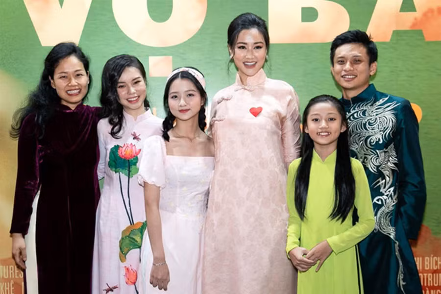 Nhan sắc cô gái Việt đóng cảnh nóng năm 13 tuổi trong phim Vợ ba-7