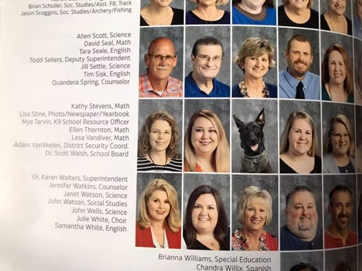 Sự thật về chú chó được xuất hiện trong ảnh kỷ yếu của trường