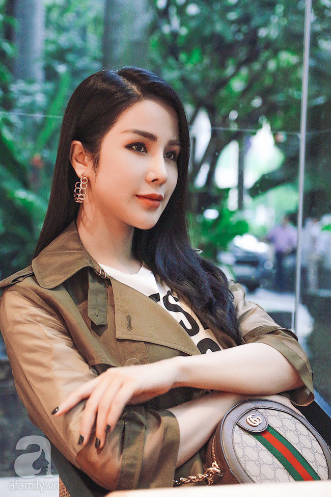Hơn 1 năm sau đám cưới bạc tỷ, lần đầu tiên Diệp Lâm Anh nói về mẹ chồng nhưng cách cô chia sẻ thật sự khác so với suy nghĩ của nhiều người - Ảnh 3. Hơn 1 năm sau đám cưới bạc tỷ, lần đầu tiên Diệp Lâm Anh nói về mẹ chồng nhưng cách cô chia sẻ thật sự khác so với suy nghĩ của nhiều người - Ảnh 3.