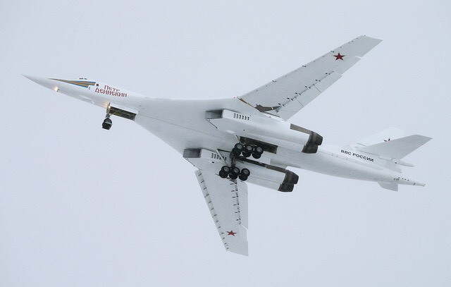 Máy bay ném bom chiến lược Tu-160M.