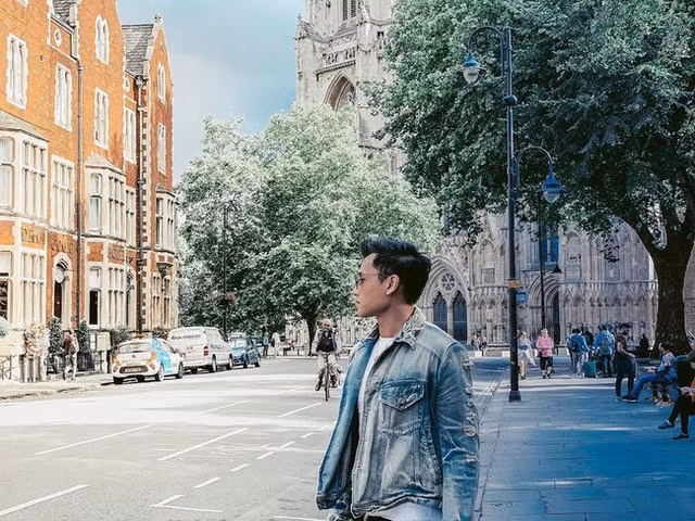 Hoa hậu Tiểu Vy dính nghi vấn hẹn hò với tình cũ của Á hậu Huyền My ngay sau khi vừa khoe ảnh nắm tay yêu đương - Ảnh 7.