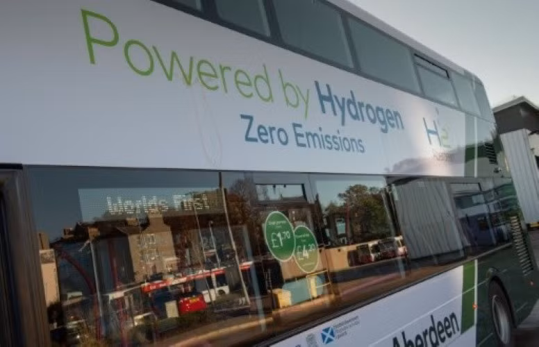 Hydro xanh “giải cứu” vấn nạn ô nhiễm môi trường