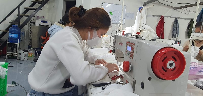 Người lao động trong ngành dệt may có nhiều sự lựa chọn sau kỳ nghỉ dài.