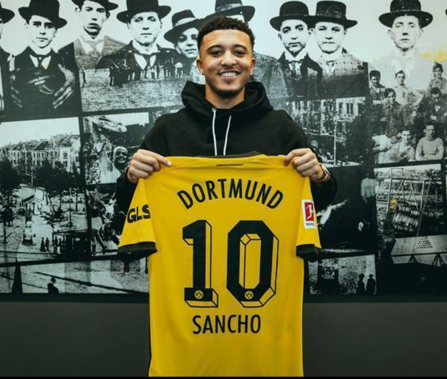 Sancho hoàn tất hợp đồng cho mượn tới Dortmund hôm 11/1. Sancho hoàn tất hợp đồng cho mượn tới Dortmund hôm 11/1.