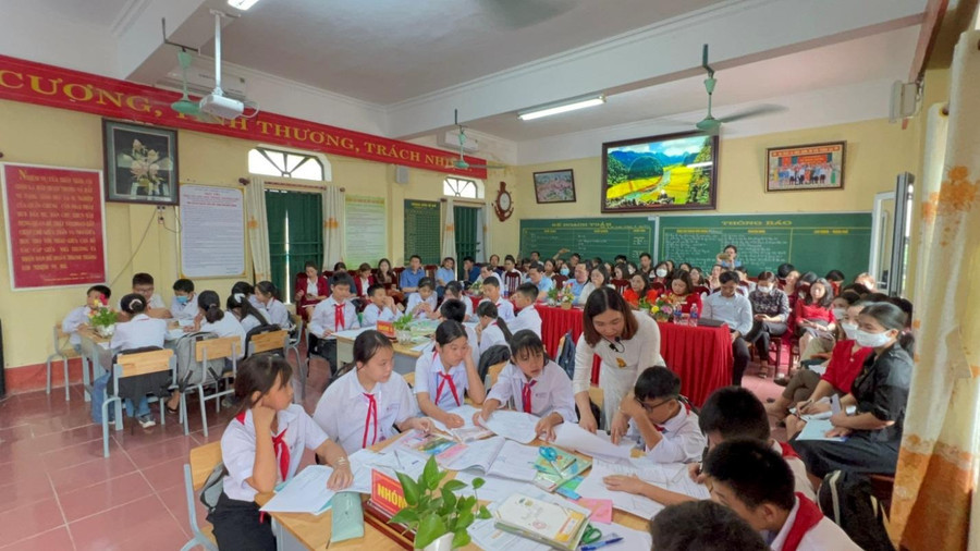 Thành công của tiết dạy sẽ lan tỏa, áp dụng trong giảng dạy môn Toán tại các trường THCS. Thành công của tiết dạy sẽ lan tỏa, áp dụng trong giảng dạy môn Toán tại các trường THCS.