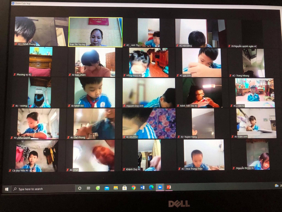 Dạy học trực tuyến được triển khai hiệu quả thời gian dịch Covid-19 bùng phát.