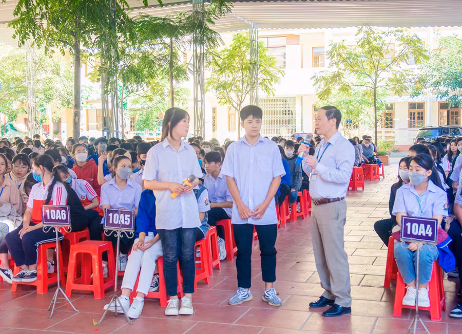 Trường THPT Đồng Đăng, Lạng Sơn, tuyên truyền phòng chống tác hại của thuốc lá.
