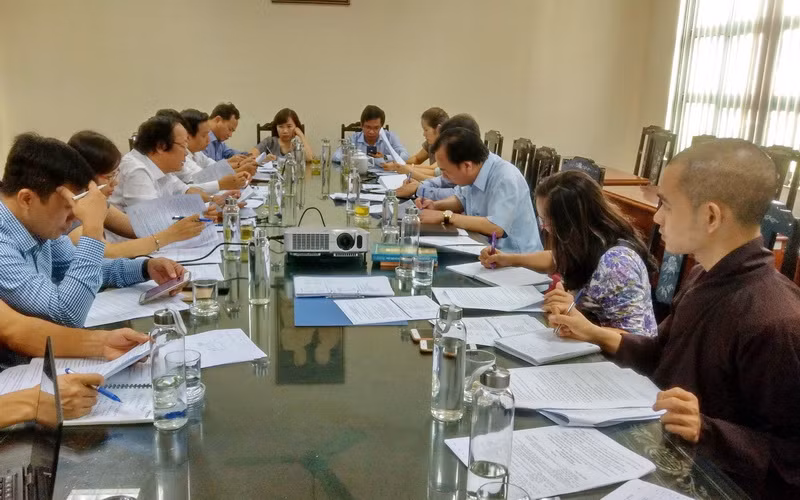 Các đại biểu rà soát công tác tổ chức Hội nghị toàn quốc 