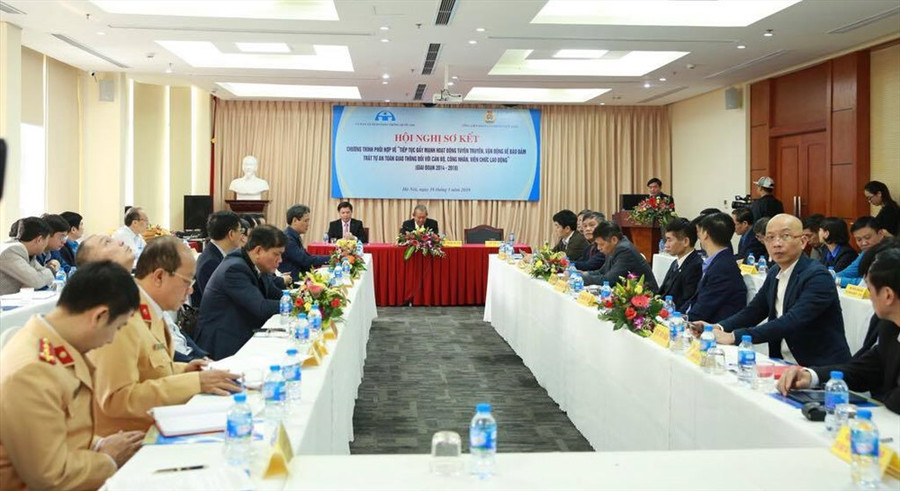Quang cảnh hội nghị Quang cảnh hội nghị