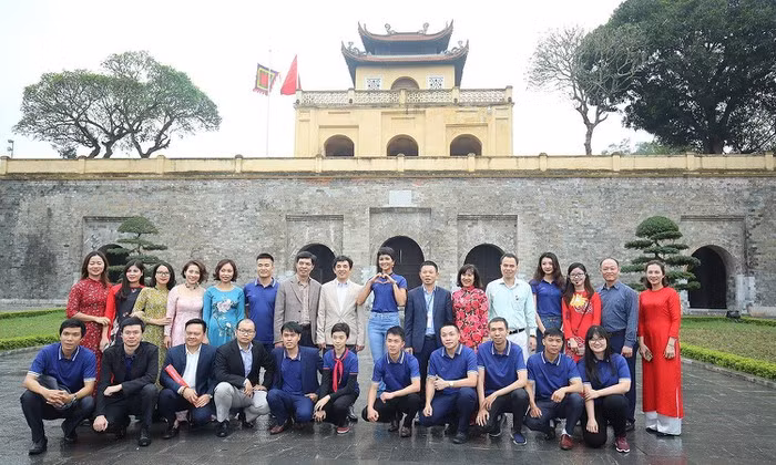 Các gương mặt trẻ Việt Nam tiêu biểu tại Hoàng thành Thăng Long.