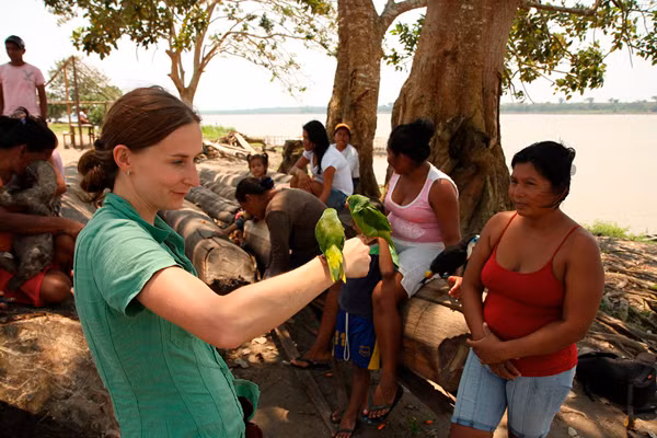 Trước đây du khách đến Puerto Alegria để tiêu khiển với động vật hoang dã