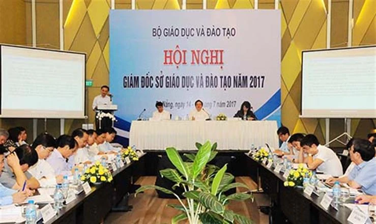 Hội nghị Giám đốc Sở GD&ĐT: Thẳng thắn, trách nhiệm, cùng thống nhất giải pháp cho năm học 2017-2018