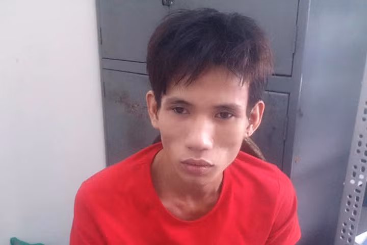 Trộm gần 100 lượng vàng rồi chia nhau "nướng" vào game bắn cá