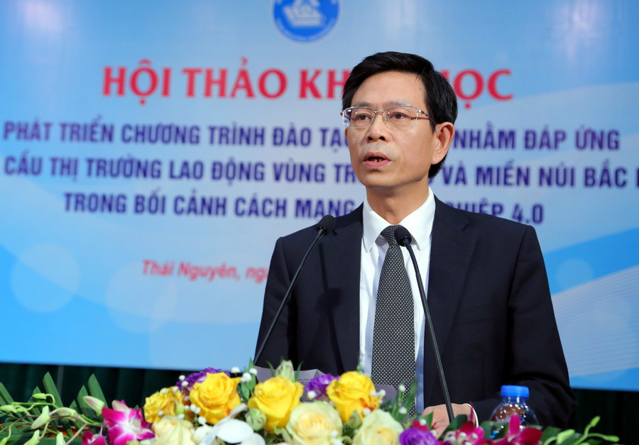 Ông Tạ Ngọc Đôn phát biểu tại hội thảo. Ảnh Việt Hà Ông Tạ Ngọc Đôn phát biểu tại hội thảo. Ảnh Việt Hà