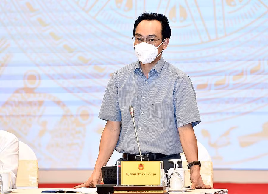 Thứ trưởng Hoàng Minh Sơn. 