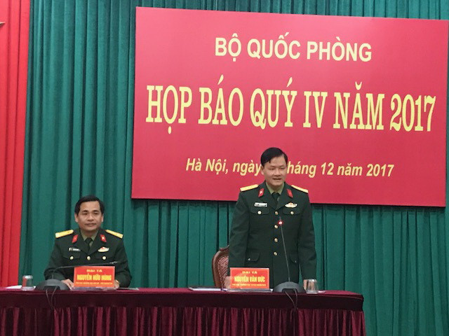 Đại tá Nguyễn Văn Đức phát biểu tại họp báo Đại tá Nguyễn Văn Đức phát biểu tại họp báo