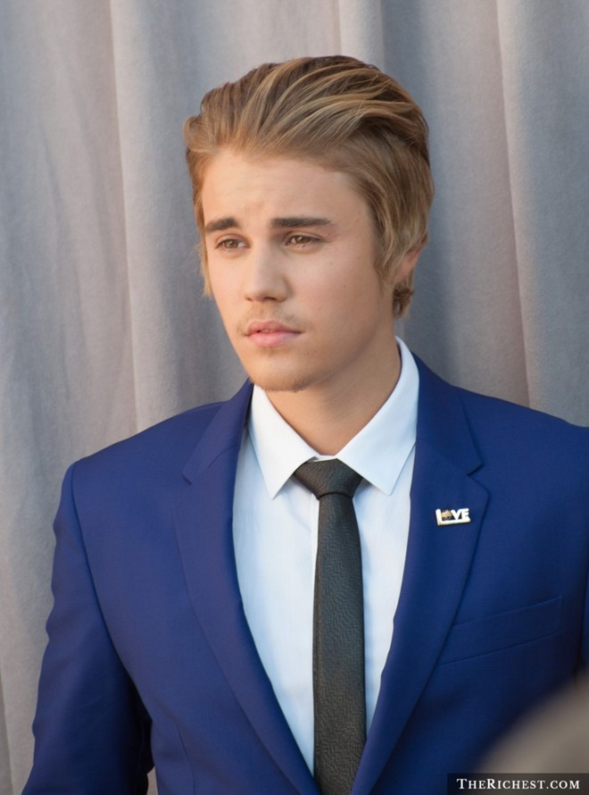 10 sao Hollywood không được lòng đồng nghiệp