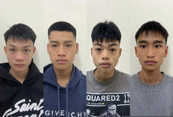 Các đối tượng tại cơ quan công an.(Ảnh: CAHN).