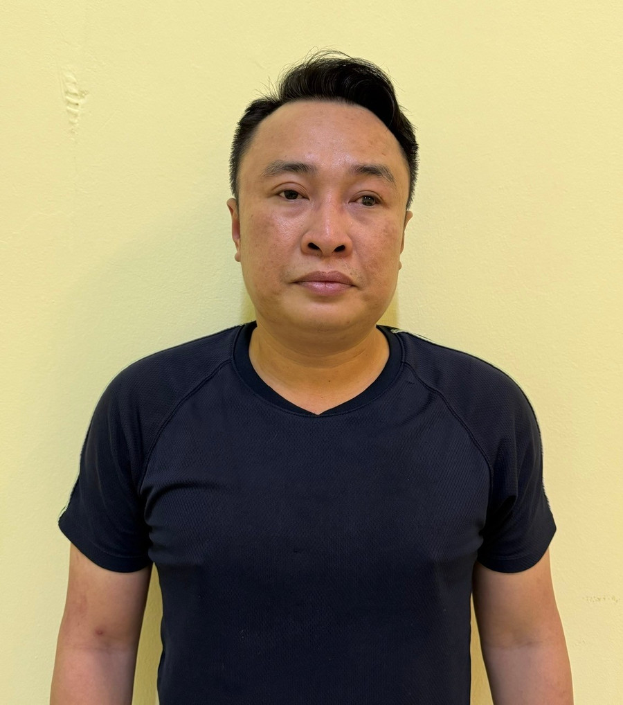 Lê Đình Chiến tại cơ quan Công an. z6591605142601-1ed3dc113a005b661ea40a33b0bae30d.jpg