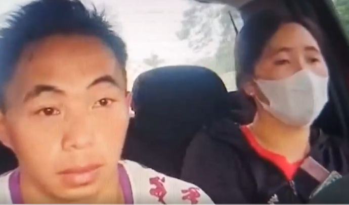 Hai người được cho là nạn nhân kể lại câu chuyện với anh Trường - (Ảnh: cắt từ video). screenshot-2025-06-15-220903-3439.png