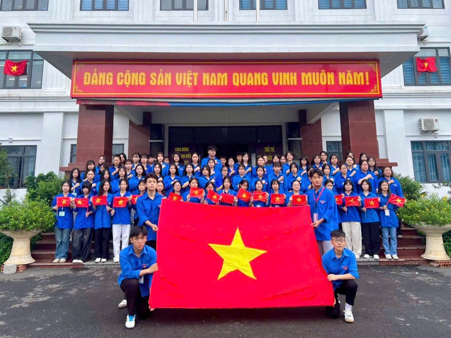 Đoàn viên thanh niên trường nuôi dưỡng khát vọng vươn lên và cống hiến. 6.png
