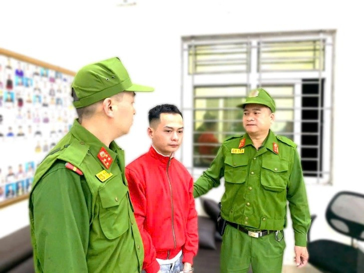 Nguyễn Hữu Bằng tại cơ quan công an.(Ảnh: CAHN).