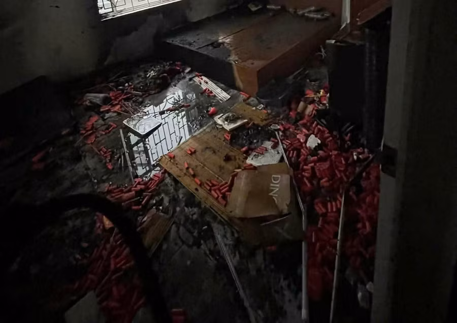 Hiện trường vụ nổ. Ảnh: Hà Long