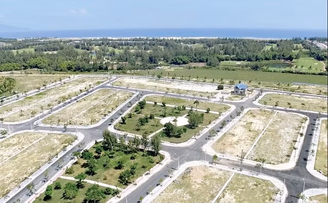 Có cần điều chỉnh sổ đỏ khi sắp xếp địa giới hành chính?