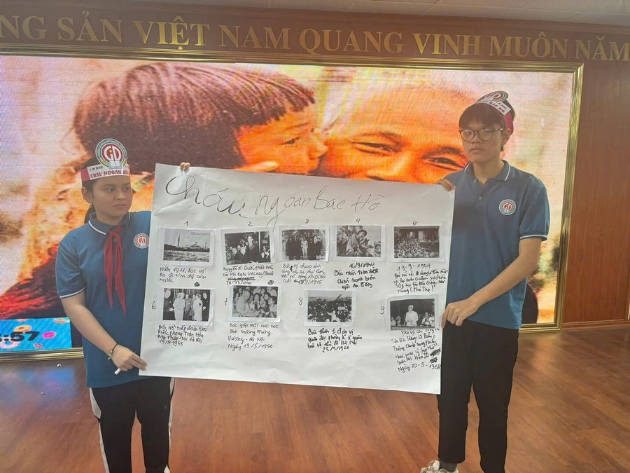 Đội thi Cháu ngoan Bác Hồ. 2.jpg
