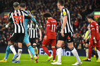 Salah rực sáng, Liverpool thắng đậm Newcastle ngày đầu năm mới 