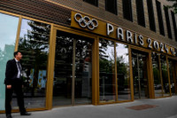 Nhà vô địch Olympic 100 tuổi sẽ rước đuốc tại Paris 2024