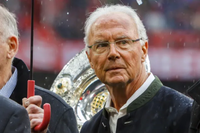 ‘Hoàng đế bóng đá’ Beckenbauer qua đời