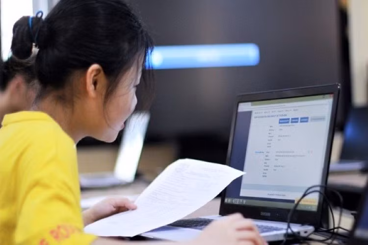 Thí sinh được phép điều chỉnh nguyện vọng 3 lần theo phương thức trực tuyến. Ảnh minh họa