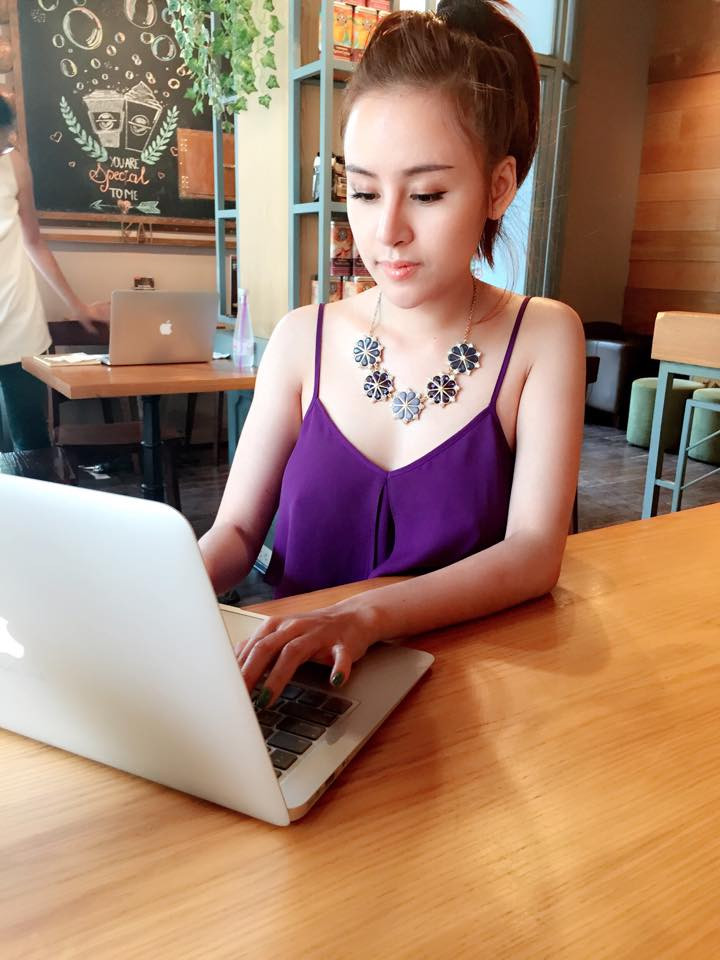Bà Tưng quay lại phong cách