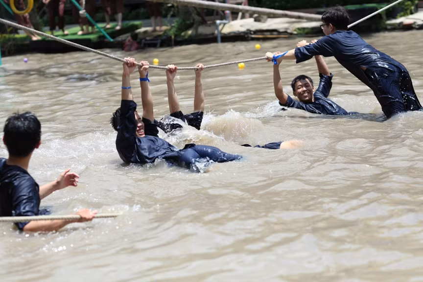 Những khoảnh khắc đáng nhớ The Amazing Race 2019 ảnh 5