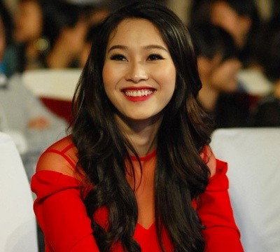 Hay người nhận được nhiều lời khen về nhan sắc như Đặng Thu Thảo cũng không tránh khỏi "tai nạn" khi cười lớn. Tuy nhiên, những khuyết điểm này sẽ chẳng là nỗi bận tâm quá lớn với các người đẹp bởi họ có những thế mạnh khác giúp mình tỏa sáng. Mỹ nhân Việt lộ khuyết điểm khi cười thả ga