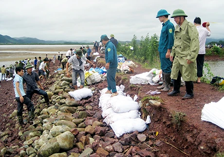 Triển khai ứng phó sự cố, thiên tai và tìm kiếm cứu nạn 