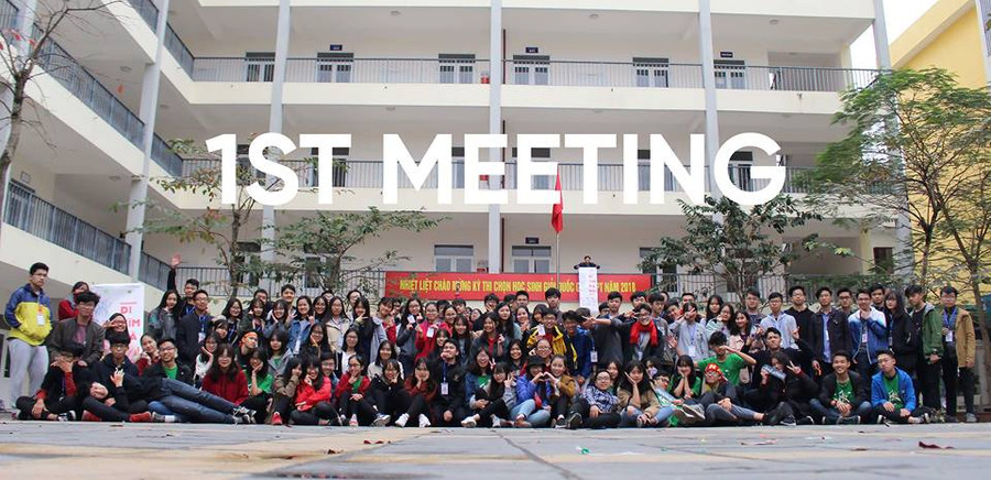 Các bạn trẻ hào hứng với "Đi tìm Hà Nội"