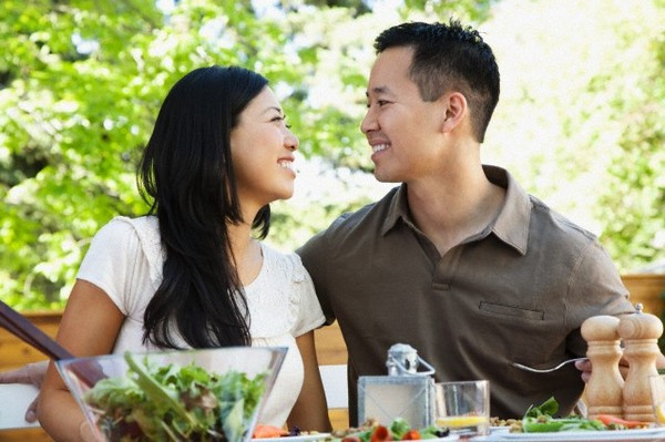 Độc chiêu của các bà vợ để vợ chồng mãi không chán nhau 2 Độc chiêu của các bà vợ để vợ chồng mãi không chán nhau 2