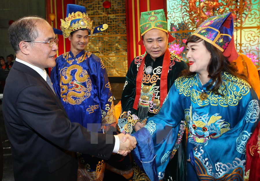 Chủ tịch Quốc hội gặp gỡ các Táo quân 2015 ảnh 2