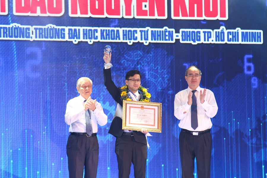 Vinh danh 12 Công dân trẻ tiêu biểu TP.HCM năm 2019